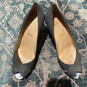 Christian Louboutin peep-toe heels size 40 1/2